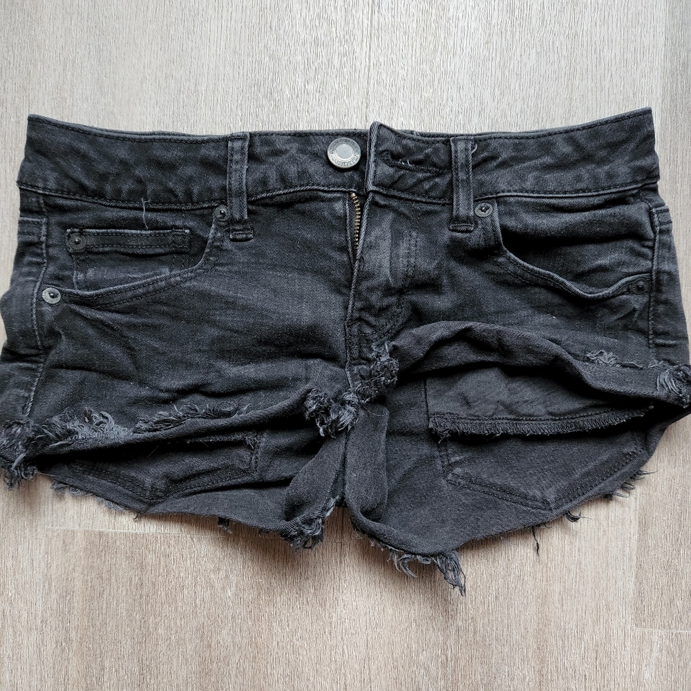 American Eagle Black Shorts size 2